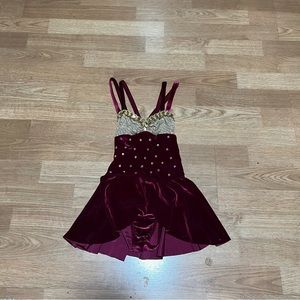 Figure skating, dance costume, baton twirling costume